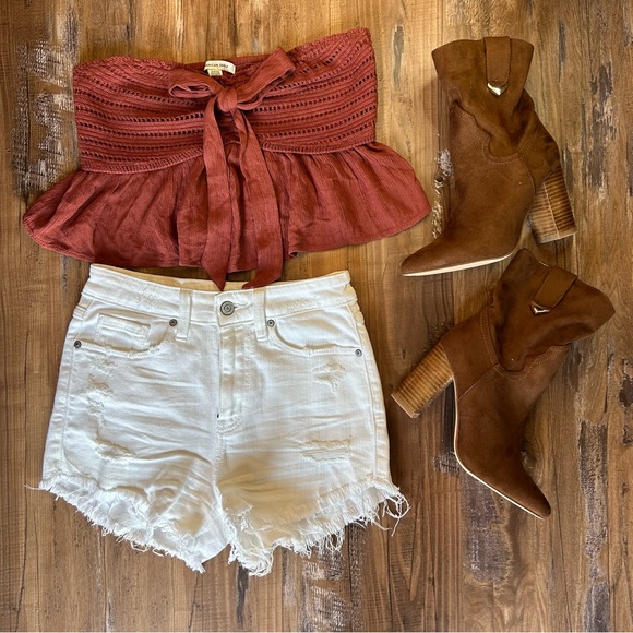 American Eagle Women’s Strapless Peplum Style Knit Crop Top - Picture 6 of 7